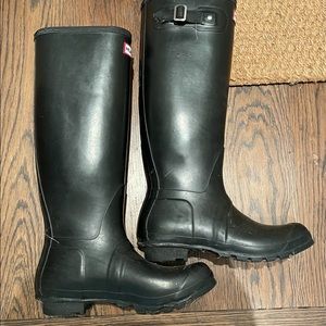 Hunter Black Women's Winter & Rain Boots